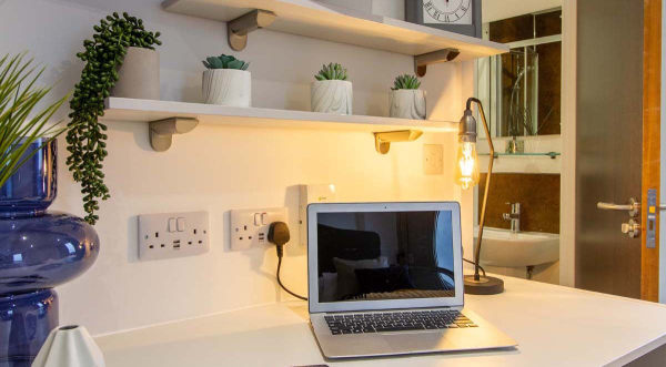 Things to check before signing a lease in London,London student accommodation special offers