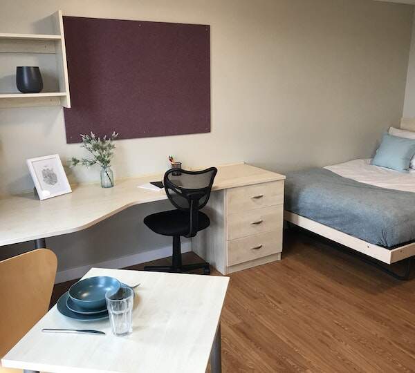 Renewing or ending a student housing lease in Kingston upon Hull,Student accommodations with bill-inclusive prices Kingston upon Hull