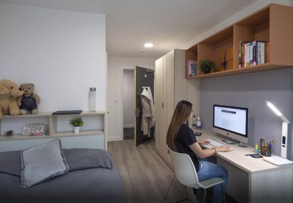 Sydney student accommodation contracts explained,Cost of student accommodation near Sydney tube stations