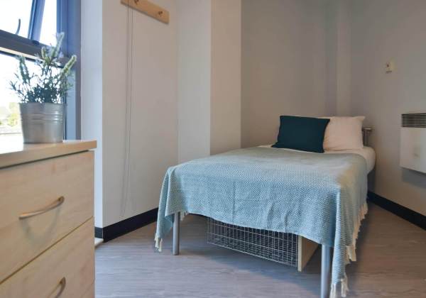 Advantages of en-suite rooms in Darwin student housing,Semester-based student housing prices in Darwin