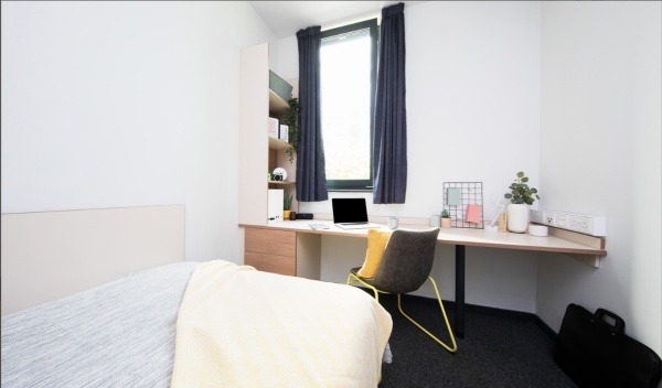 Melborune student accommodation contracts explained,Cheap student accommodation Melborune