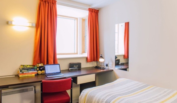 London student accommodation contracts explained,Student accommodations with bill-inclusive prices London