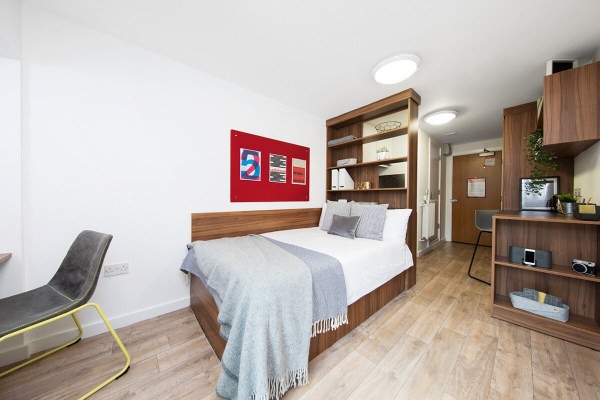 Steps to rent a student property in London,Cheap student en-suite rooms in London