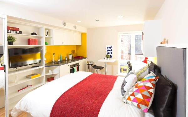 Safe areas in London for international students to live,Cheap student en-suite rooms in London