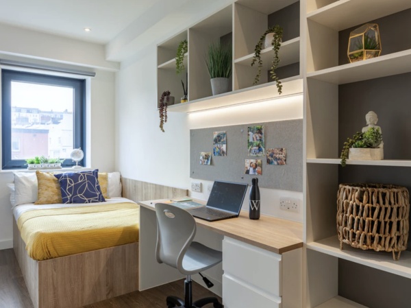 How to find reliable landlords in London,Price range for student penthouses in London