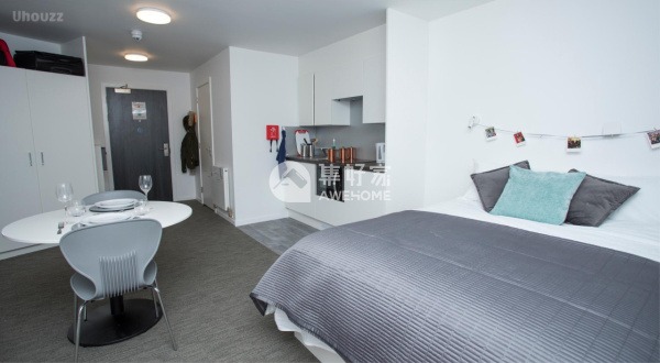 Safe areas in Liverpool for international students to live,Affordable student studio flats Liverpool