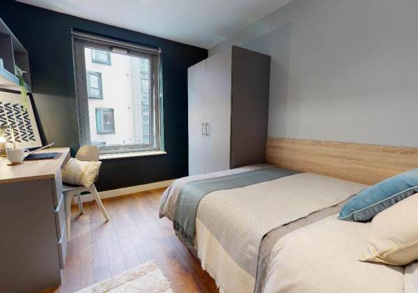 Benefits of living in London student halls,Budget student apartments London