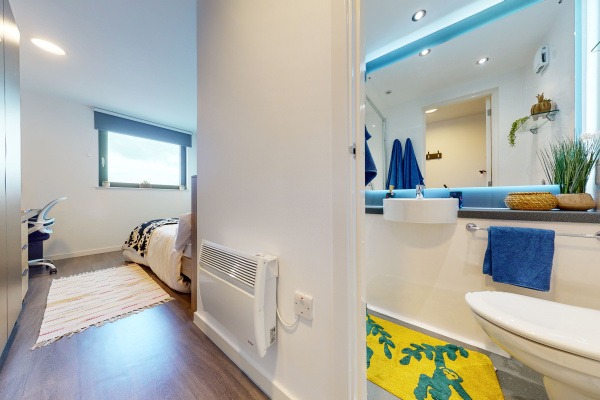 Benefits of living in Edinburgh student halls,Pricing for student flats in central Edinburgh