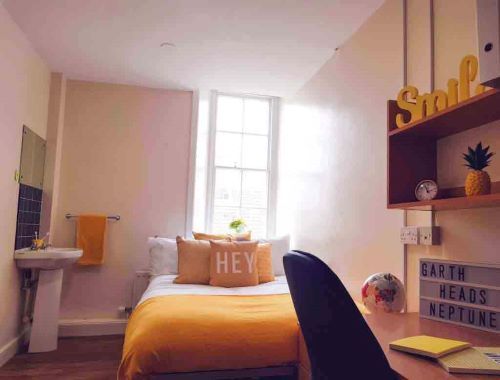 Short-term student rentals in Egham,Student shared apartments Egham pricing