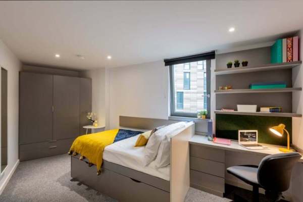 Student studio apartments in London,London student housing early bird discounts