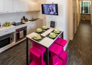 Student studio apartments in London,London city center student flat rents