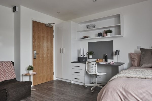 Cardiff student accommodation contracts explained,Student shared apartments Cardiff pricing