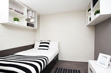 Pros and cons of Singapore student residence halls,Singapore student flats with a balcony.