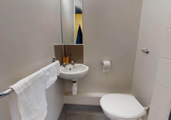 Advantages of en-suite rooms in Auckland student housing,Discounted student accommodation Auckland