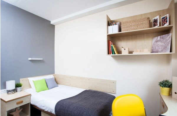 London student accommodation contracts explained,London international student housing prices