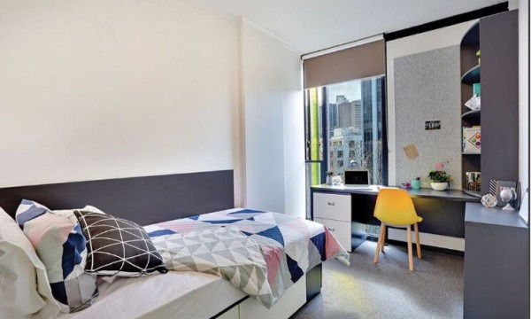 Brisbane student accommodations with gyms or fitness centers,How comfortable are the beds in Brisbane student apartments?