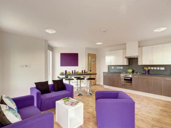 Renewing or ending a student housing lease in Newcastle-under-lyme,Newcastle-under-lyme student accommodation within budget