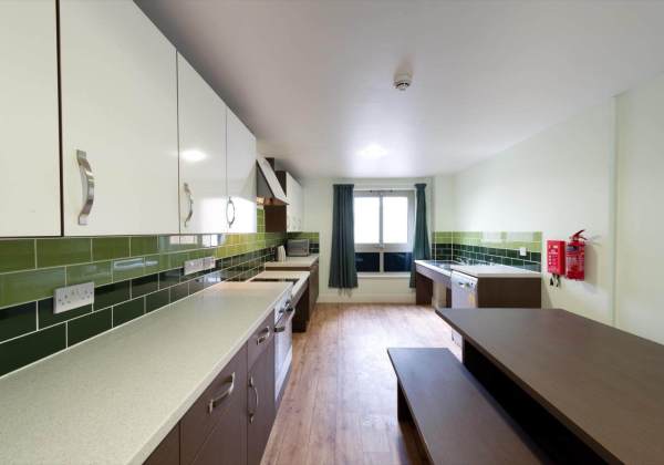 Edinburgh student apartment deposit refund tips,Edinburgh student halls rent prices