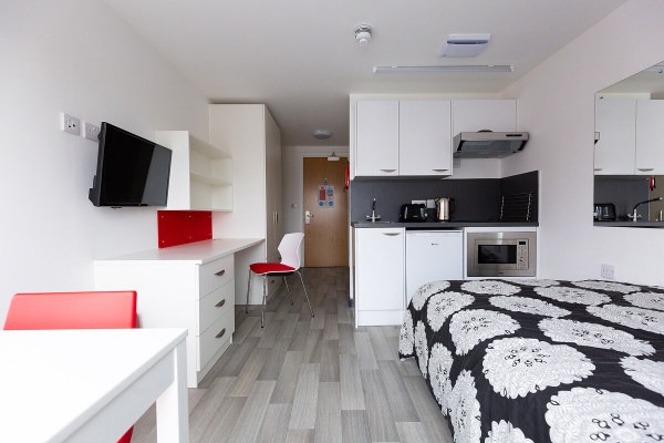 Checklist for moving into a Wollongong student apartment,Pricing for student flats in central Wollongong