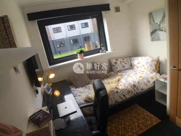 Advantages of en-suite rooms in Edinburgh student housing,Budget-friendly student hostels in Edinburgh