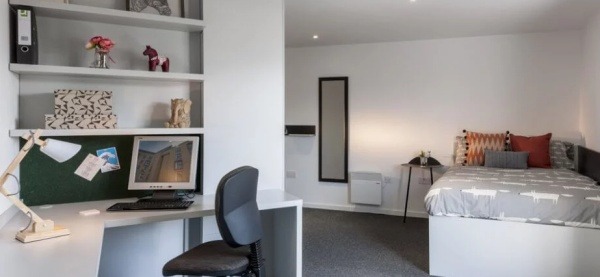 Finding roommates for Birmingham student flats,Affordable student studio flats Birmingham