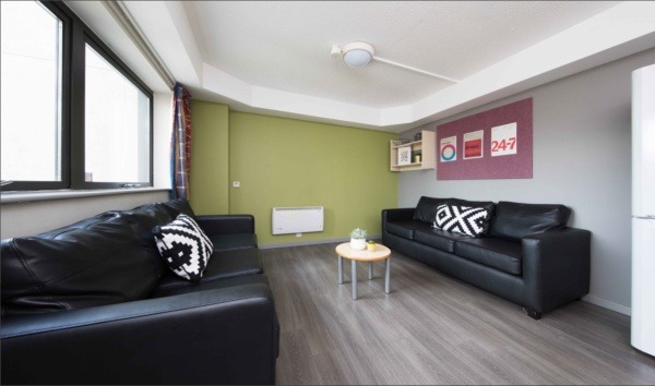 London student accommodation contracts explained,Economical student apartments in London