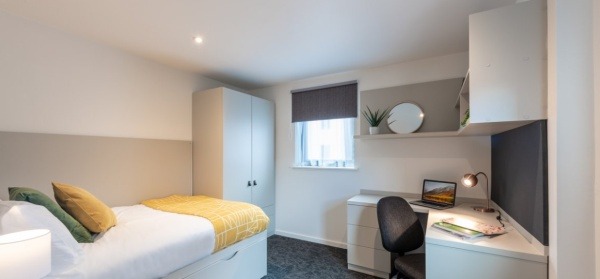 Advantages of en-suite rooms in Liverpool student housing,Liverpool student accommodation special offers