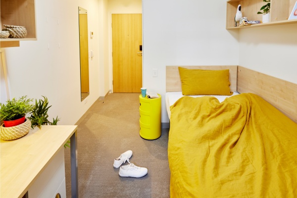 Benefits of living in a Reading student community,Low-cost student flats in Reading