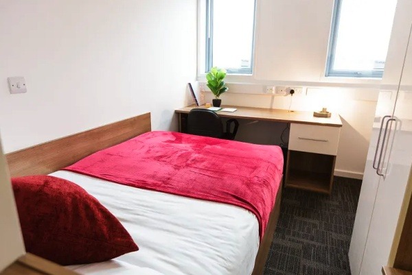 Finding roommates for Boston student flats,Cost-effective student residence Boston