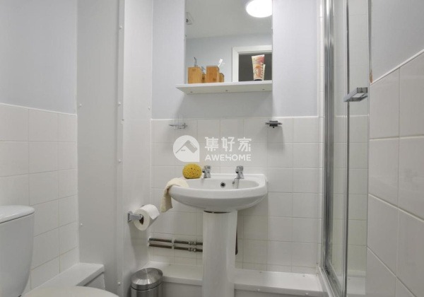 Student studio apartments in Singapore,How comfortable are the beds in Singapore student apartments?