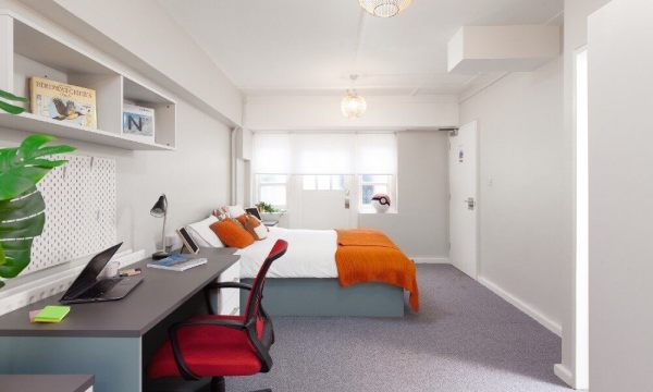 Liverpool student accommodation near top universities,Low-cost student flats in Liverpool