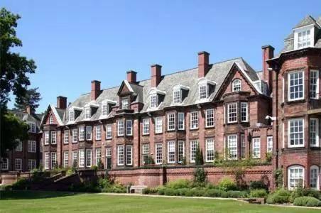 英国中央兰开夏大学学生宿舍攻略 中央兰开夏大学找房多少钱一周