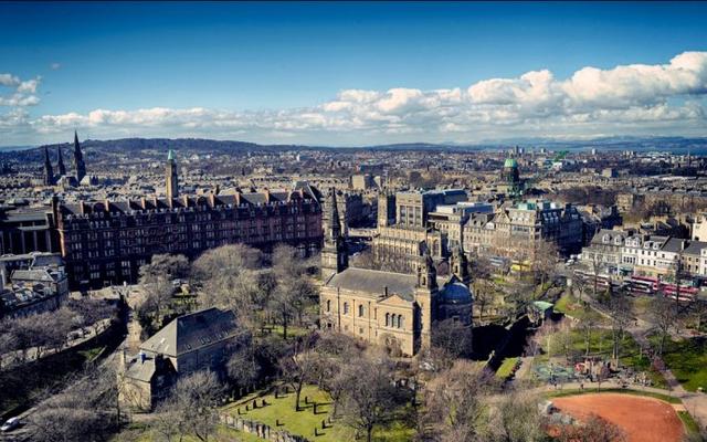 英国爱丁堡大学学生公寓推荐 爱丁堡大学住宿费用