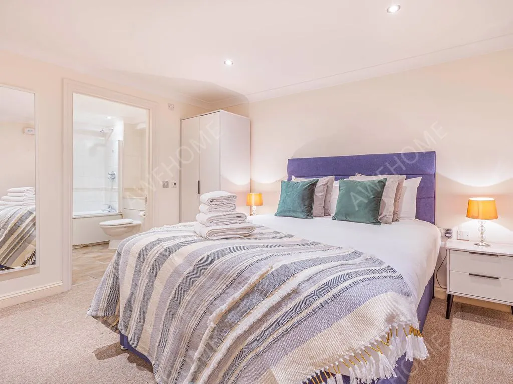 列治文租房1 bed flat to rent