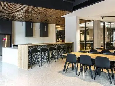 Melborune RentalsUniLodge Royal Melbourne