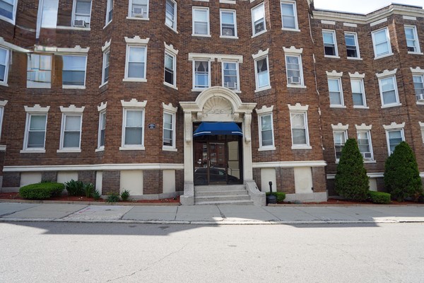 Student studio apartments in Bedford,Bedford city center student flat rents