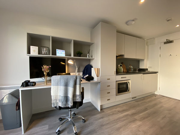 Maintenance requests for Birmingham student flats,Birmingham student accommodations near public transport.