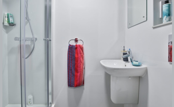 Benefits of living in a Manchester student community,Economical student apartments in Manchester