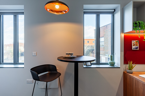 Maintenance requests for London student flats,Economical student apartments in London