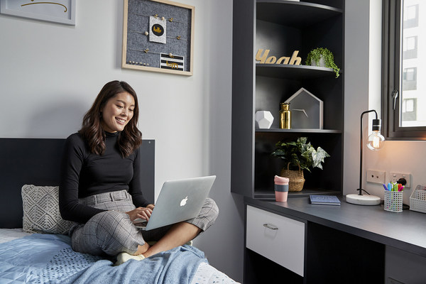 Recommendations for Singapore student housing agencies,Pricing for student flats in central Singapore