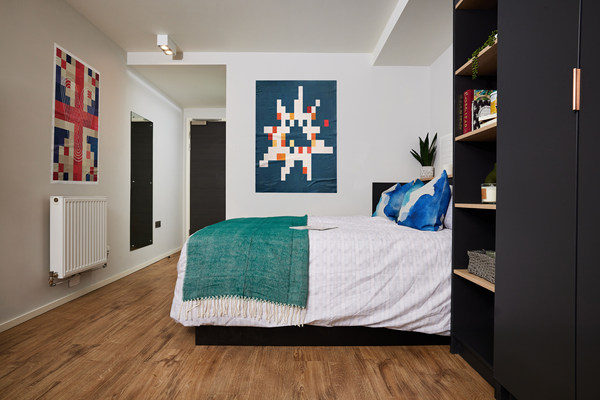 Pros and cons of Toronto student residence halls,Affordable student studio flats Toronto