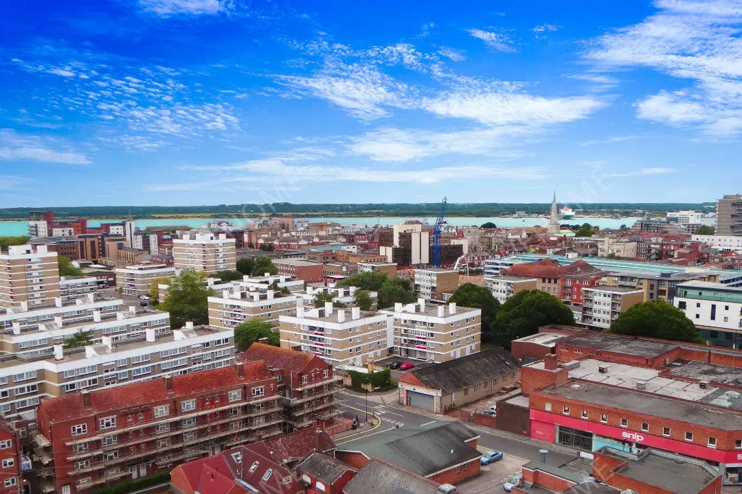 Southampton RentalsCapital House