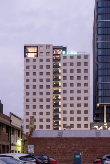 Adelaide RentalsY Suites on Waymouth