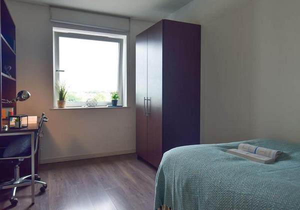 Finding roommates for Glasgow student flats,Student studio apartments in Glasgow prices
