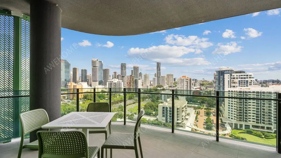 Brisbane RentalsRealm Kangaroo Point