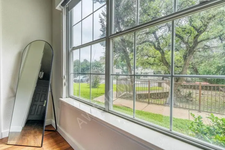 Austin RentalsAlma Arboretum  249