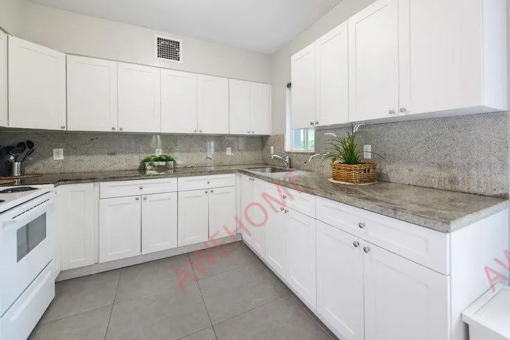 迈阿密租房Northeast 69th Street 435 1022307P