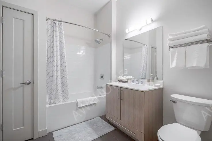 Boston RentalsWest Square 17