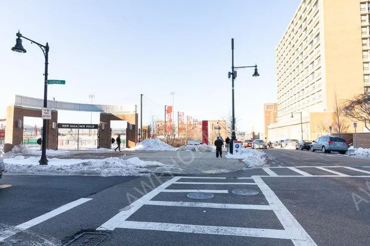 Boston RentalsBabcock Tower 822