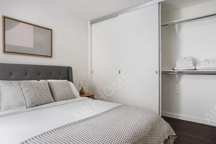 洛杉矶租房6651 Franklin Ave 1217